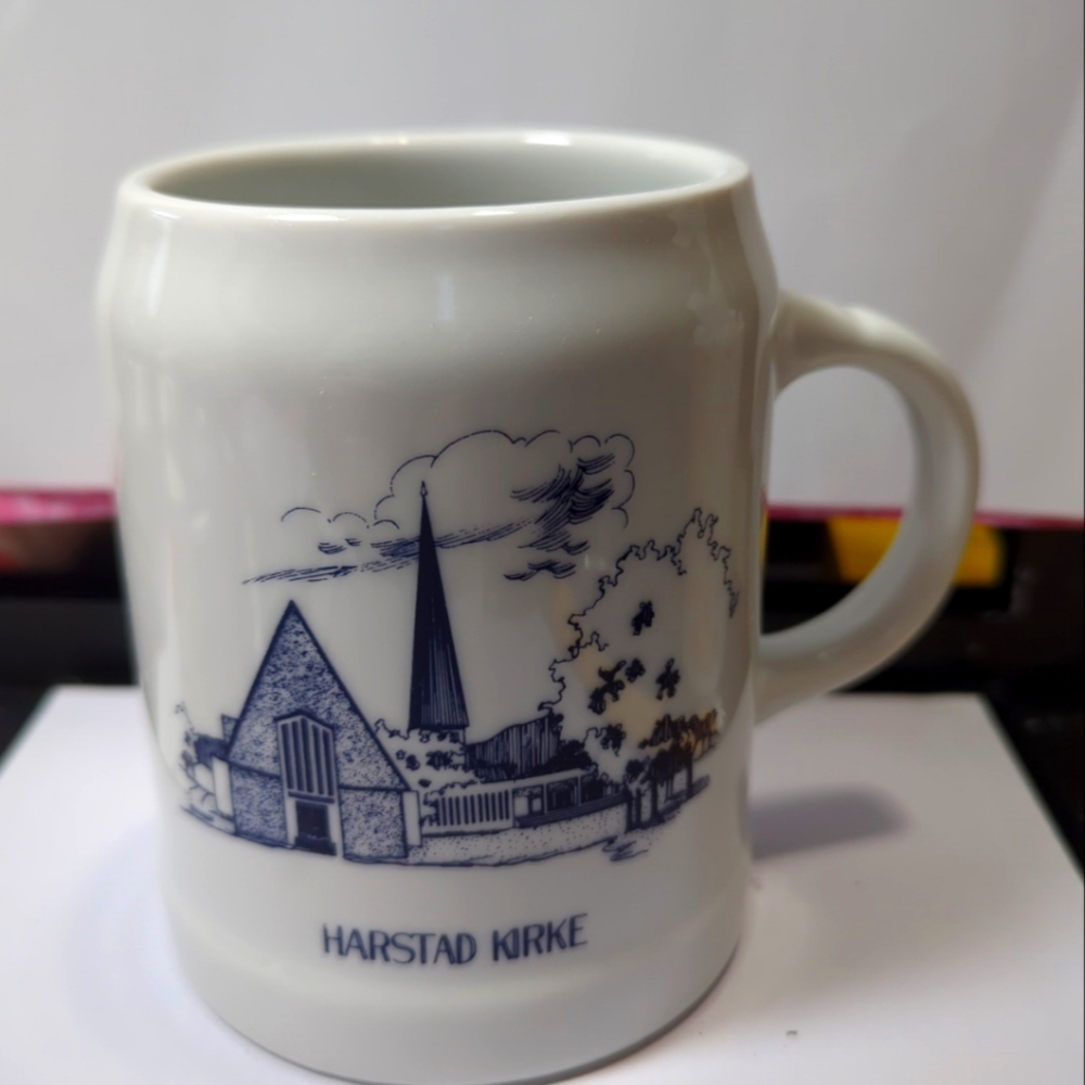 STONEWARE THEMED MUG HARSTAD KIRKE OF NORWAY 1982 Vintage  DEKOR-DYRVIK- Dated
